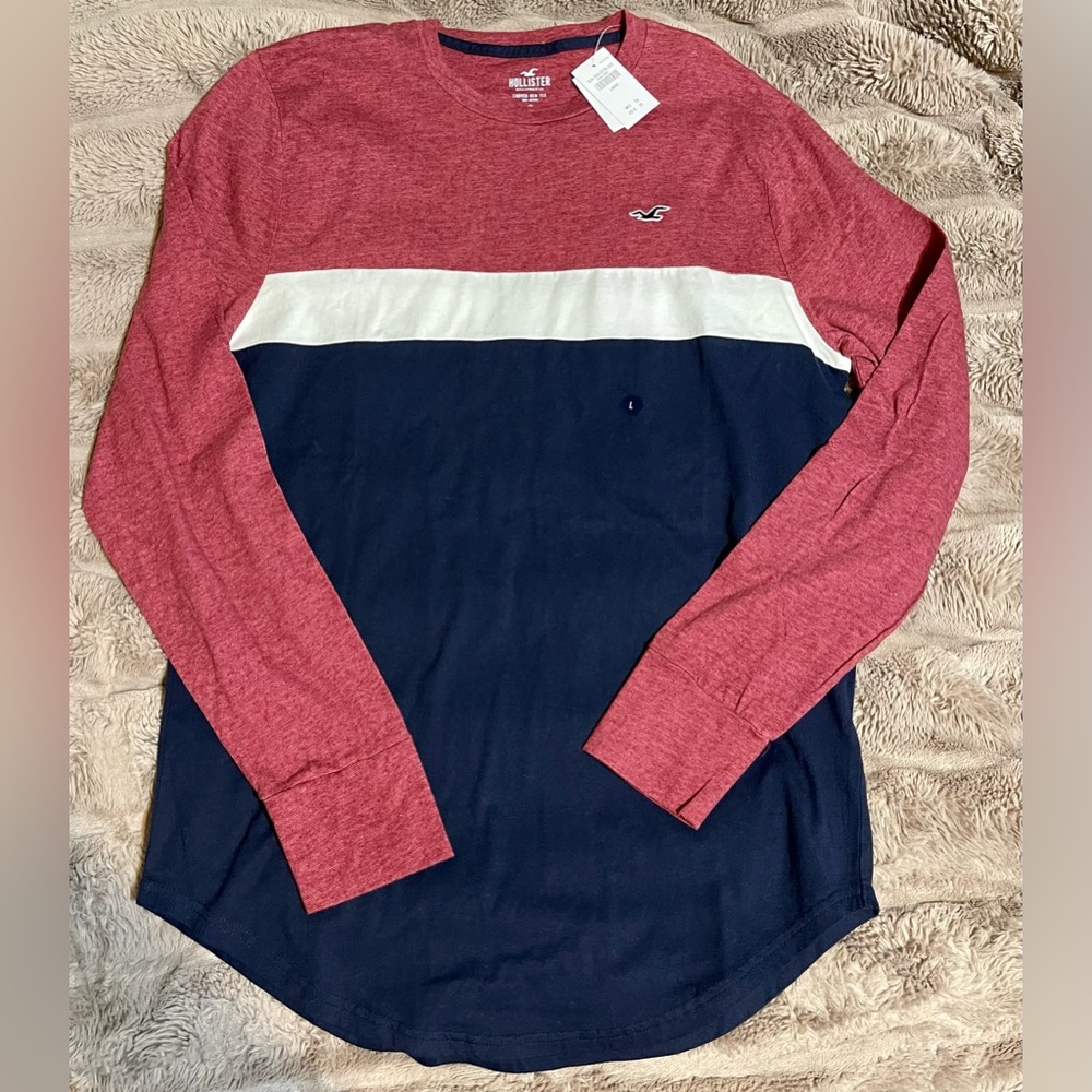 Hollister Sweater NWT
